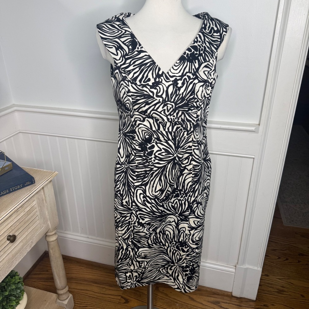 Evan-Picone Black White Abstract Floral Sheath Dress V-Neck Size 8 Sleeveless